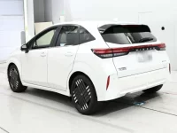 Nissan AURA лот № 36282 оценка 6  с аукциона в Японии 5