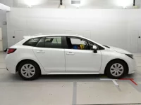 Toyota COROLLA TOURING лот № 33242 оценка 3.5  с аукциона в Японии 2