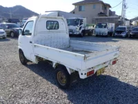 Suzuki CARRY TRUCK лот № 6097 оценка R  с аукциона в Японии 1