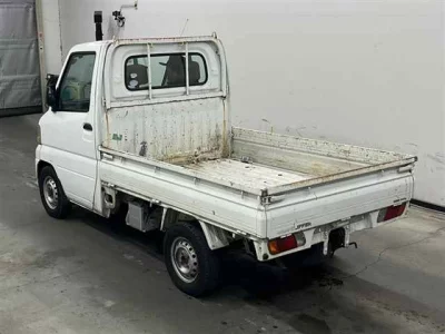 Nissan CLIPPER TRUCK