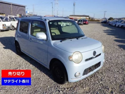 Daihatsu MIRA  с аукциона в Японии