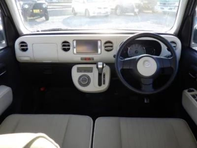 Daihatsu MIRA  с аукциона в Японии