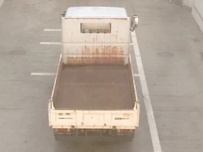 Isuzu ELF  с аукциона в Японии