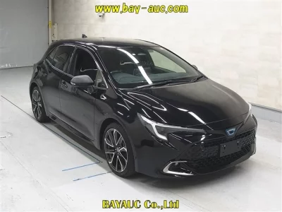 Toyota COROLLA SPORT  с аукциона в Японии