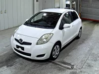 Toyota VITZ лот № 7002 оценка 3.5  с аукциона в Японии 3
