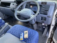 Mitsubishi CANTER лот № 3200 оценка 3  с аукциона в Японии 2