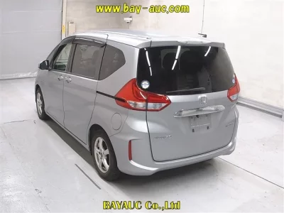 Honda FREED  с аукциона в Японии
