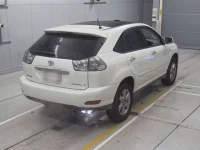 Toyota HARRIER лот № 30120 оценка 3.5  с аукциона в Японии 1