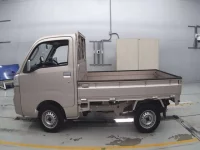 Toyota PIXIS TRUCK лот № 13001 оценка 3.5  с аукциона в Японии 3