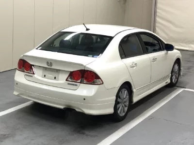 Honda CIVIC HYBRID  с аукциона в Японии