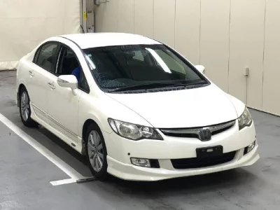 Honda CIVIC HYBRID  с аукциона в Японии