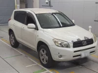 Toyota RAV4 лот № 30123 оценка 3  с аукциона в Японии 4