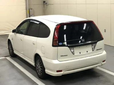 Honda STREAM  с аукциона в Японии