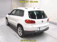 Volkswagen TIGUAN лот № 60245 оценка 3.5  с аукциона в Японии 1
