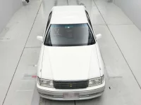 Toyota CROWN лот № 33263 оценка 4  с аукциона в Японии 6