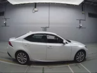 Lexus IS лот № 90155 оценка 3.5  с аукциона в Японии 2
