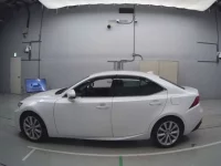 Lexus IS лот № 90155 оценка 3.5  с аукциона в Японии 3
