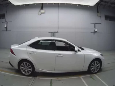 Lexus IS  с аукциона в Японии