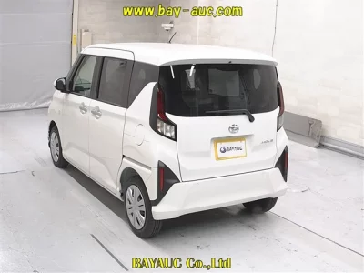 Daihatsu MOVE  с аукциона в Японии