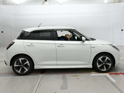 Suzuki SWIFT  с аукциона в Японии
