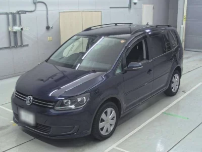 Volkswagen GOLF TOURAN  с аукциона в Японии