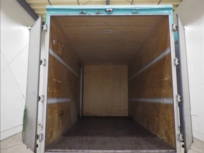 Isuzu ELF  с аукциона в Японии