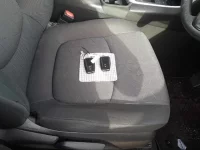 Toyota RAV4 лот № 33272 оценка 4  с аукциона в Японии 9