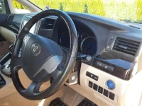 Toyota ALPHARD лот № 90174 оценка 3.5  с аукциона в Японии 6