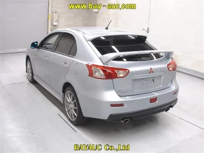 Mitsubishi GALANT FORTIS  с аукциона в Японии