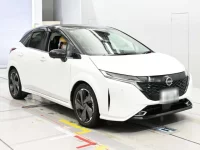 Nissan AURA лот № 36319 оценка 5  с аукциона в Японии 4