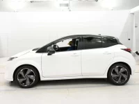 Nissan AURA лот № 36319 оценка 5  с аукциона в Японии 3