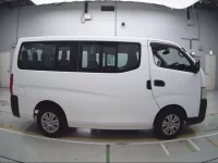 Nissan CARAVAN лот № 30151 оценка 4  с аукциона в Японии 2