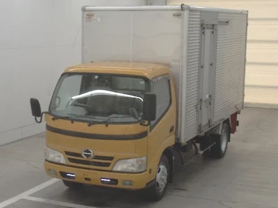 Hino DUTRO  с аукциона в Японии