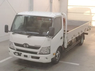 Hino DUTRO  с аукциона в Японии