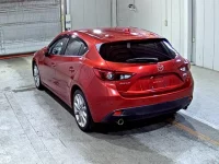 Mazda AXELA лот № 7064 оценка R  с аукциона в Японии 1
