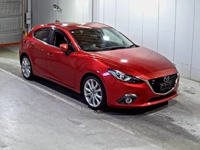 Mazda AXELA  с аукциона в Японии