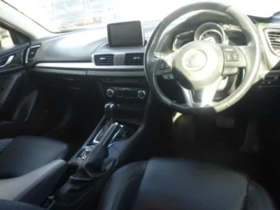 Mazda AXELA  с аукциона в Японии