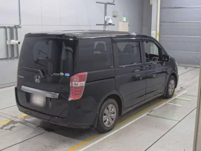 Honda STEP WAGON  с аукциона в Японии