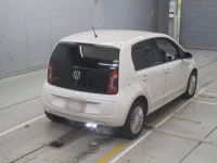 Volkswagen UP лот № 90204 оценка 4.5  с аукциона в Японии 1