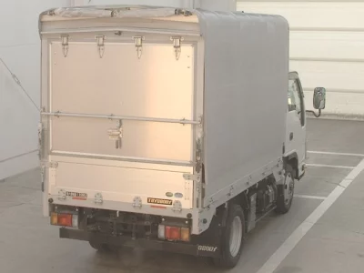 Isuzu ELF  с аукциона в Японии