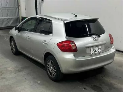 Toyota AURIS  с аукциона в Японии
