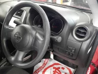 Nissan LATIO лот № 90223 оценка 3.5  с аукциона в Японии 6