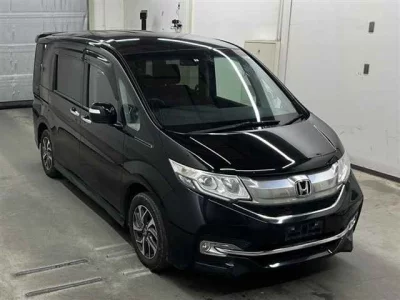Honda STEP WAGON  с аукциона в Японии