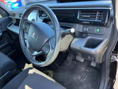 Honda STEP WAGON  с аукциона в Японии