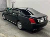 Toyota CROWN лот № 70119 оценка 4  с аукциона в Японии 1