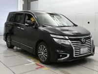 Nissan ELGRAND лот № 33301 оценка 4.5  с аукциона в Японии 4