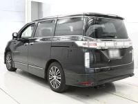 Nissan ELGRAND лот № 33301 оценка 4.5  с аукциона в Японии 5