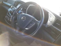 Nissan ELGRAND лот № 33301 оценка 4.5  с аукциона в Японии 8