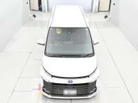 Toyota VOXY лот № 36355 оценка 4  с аукциона в Японии 6