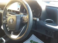 Toyota VOXY лот № 36355 оценка 4  с аукциона в Японии 8